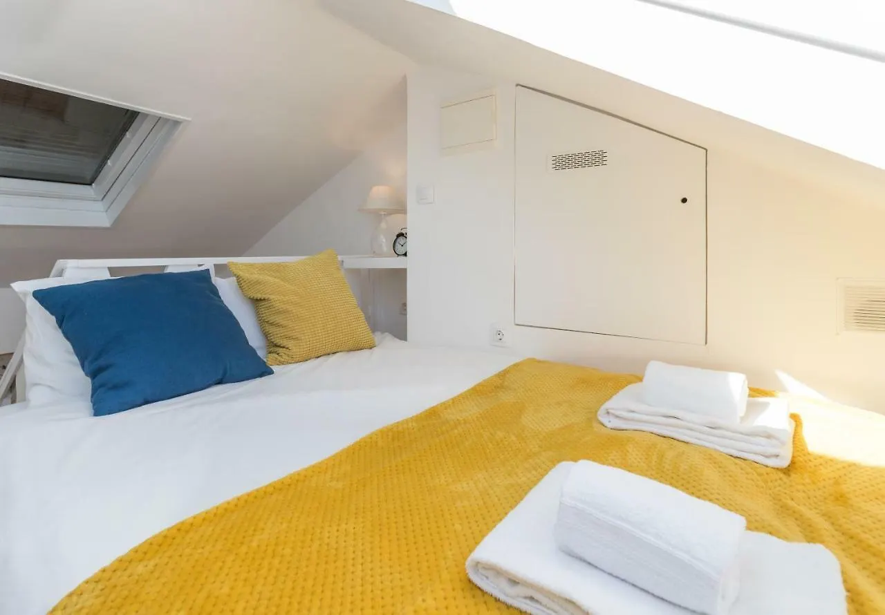 Alfama Loft Studio Loft Apartment W/ River View - By Lu Holidays Lisboa